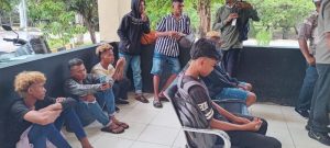 7 Orang Pekerja Ilegal di Tahan KP.3 Udara Bandara Lede Kalumbang Asal Desa Moro Manduyo Kecamatan Kodi, Sumba Barat Daya, NTT.